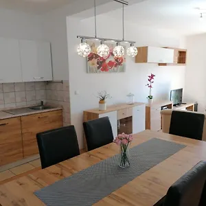  Apartment Belvedere